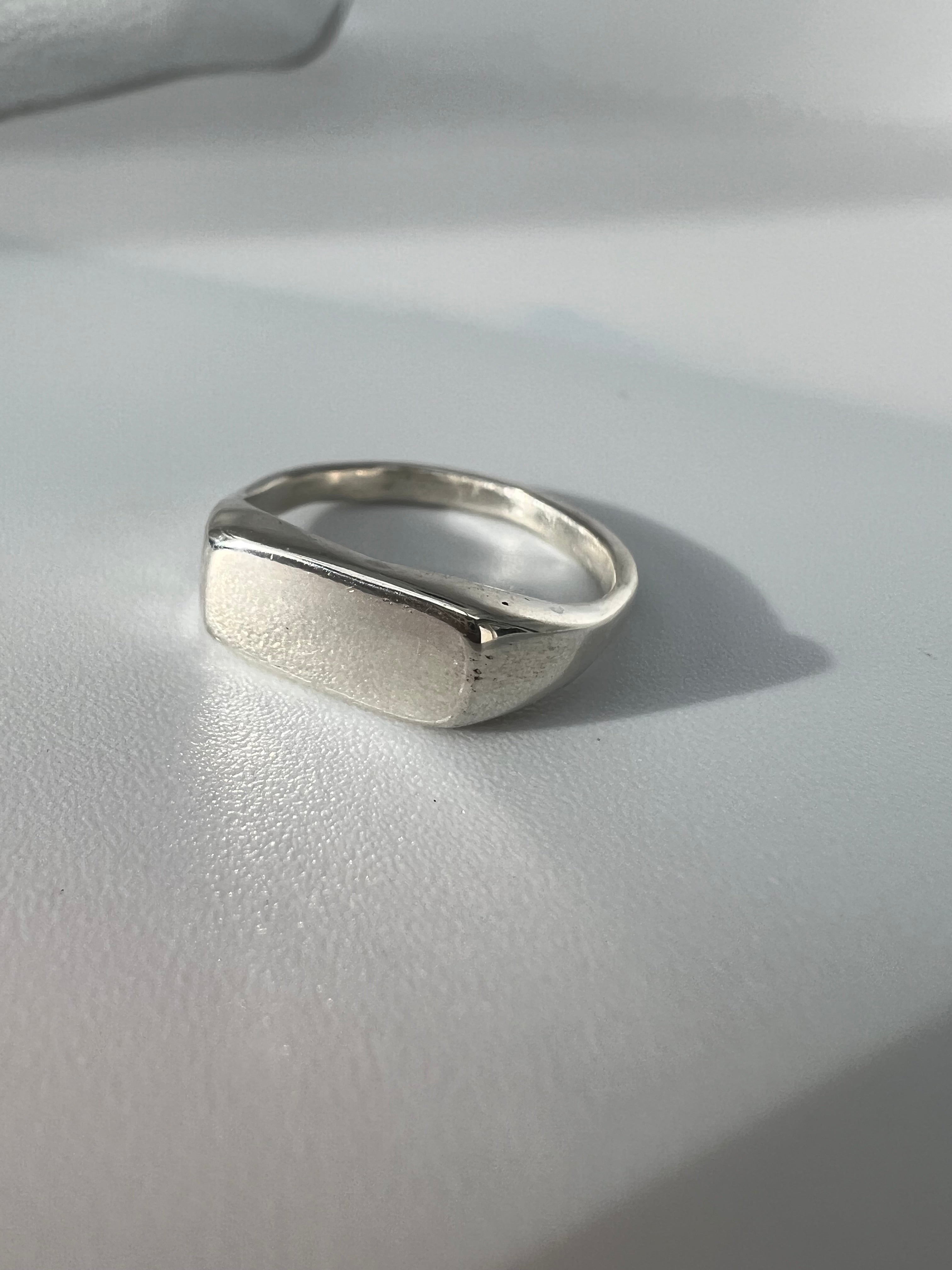 Signet Ring